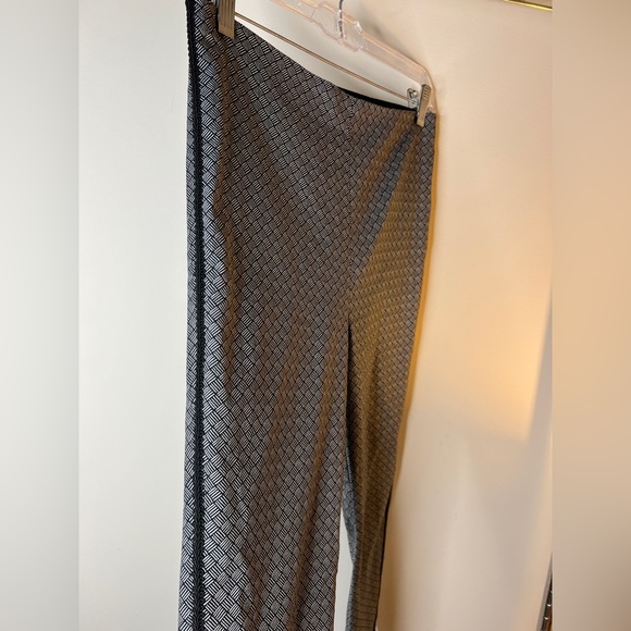 Sara Campbell Small Ankle Pants Pull-On Stretch Waist Crop Side Slit Black - Picture 3 of 7